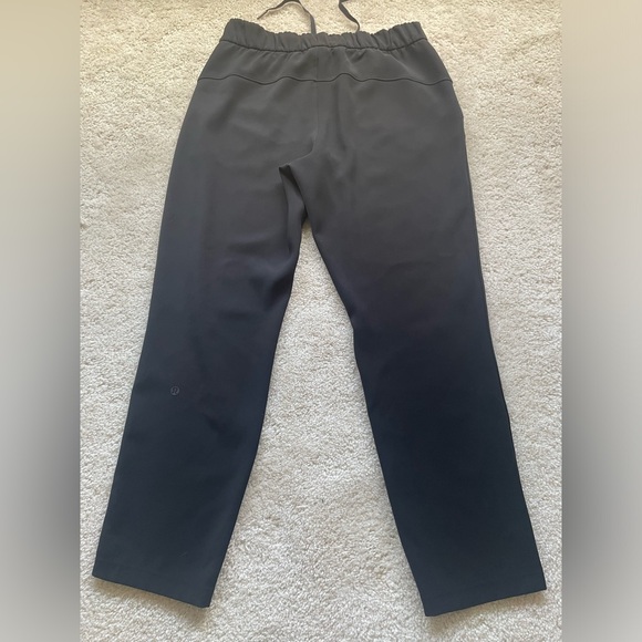 EUC Lululemon On The Fly Pant Woven 27” Size 8 - Picture 3 of 14